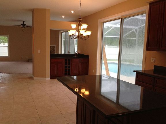 KITCHEN - WETBAR