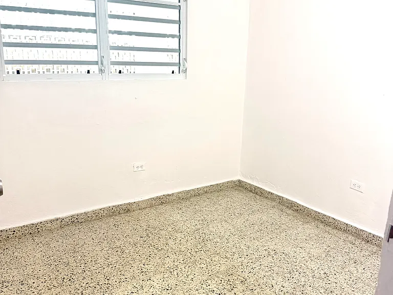 G41 Calle Capitan Correa Urb Reparto Flamingo — Photo 16