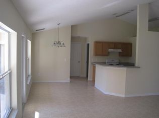 149 NW Broadview St, Port Saint Lucie, FL 34983