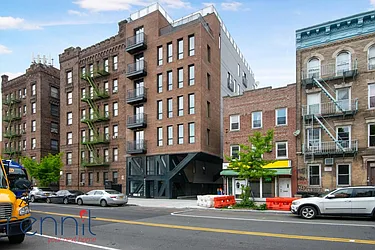 Rented by Rennit Inc.