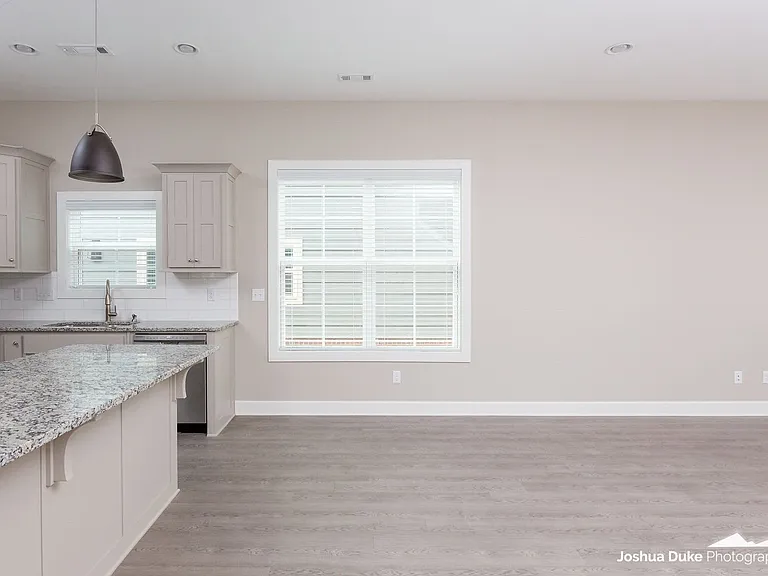 1320 S College Ave — Photo 9