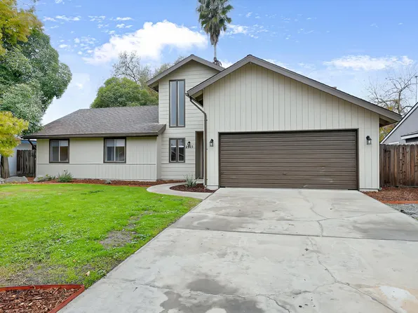 2915 S Conyer Street, Visalia, CA 93277