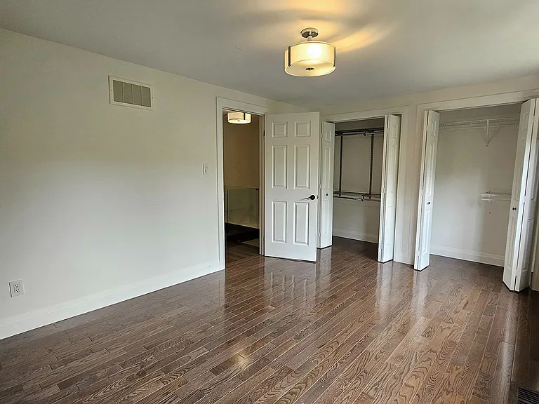 1080 Walden Cir #54 — Photo 13
