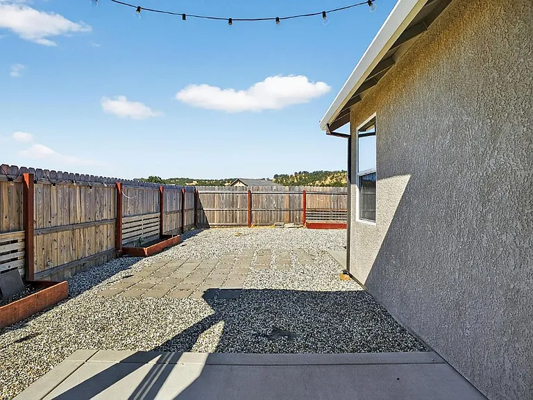 19009 Compass Dr — Photo 19