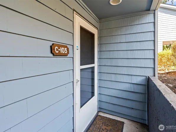 2630 S 226th Street #C103, Des Moines, WA 98198