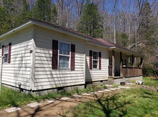 260 Willow Ln, Stinnett, KY 40868