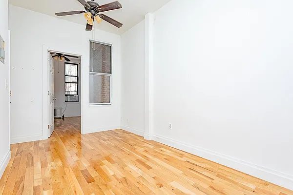 Rented by MySpaceNYC | media 20