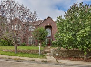 804 Elk Hollow Ct, Crowley, TX 76036