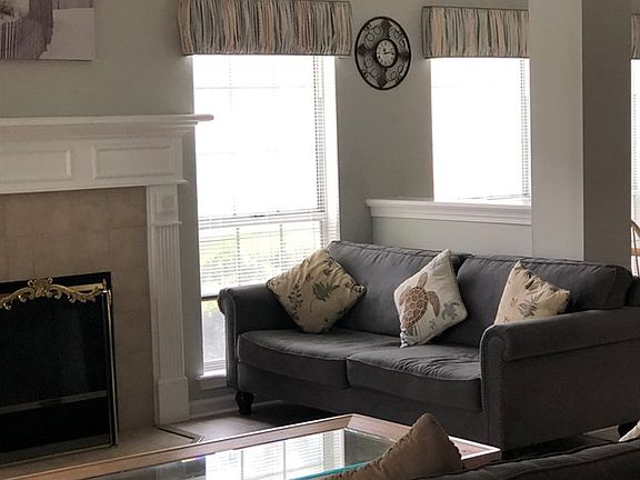 4th image of 327 Marshside Dr N