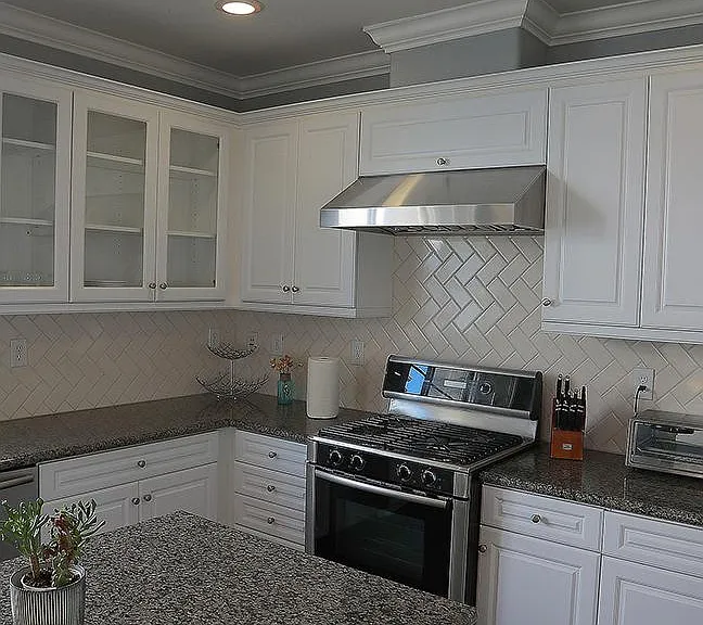 1744 Grand Ave #2 — Photo 15