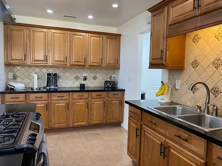 17908 E Edna Pl — Photo 11