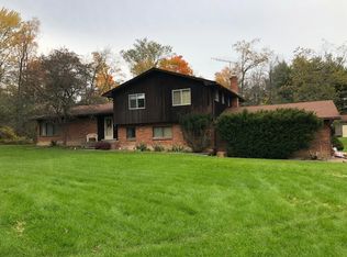 13000 N Beck Rd, Plymouth, MI 48170