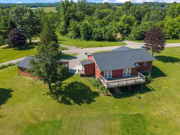 2845 Dietz Ln, Zanesville, OH 43701