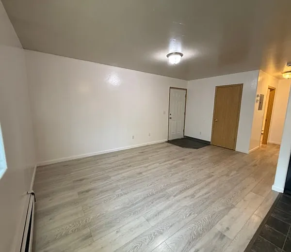 107 Davis St #7 — Photo 12