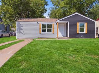 905 E Shaw St, Fort Worth, TX 76110
