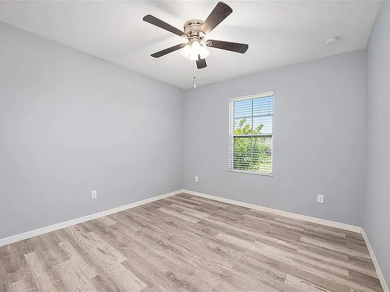 6742 SW 64th Ave — Photo 12