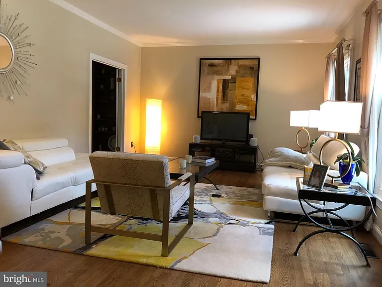 5512 Massachusetts Ave — Photo 3