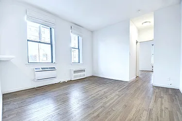 Rented by Urbane Brokerage