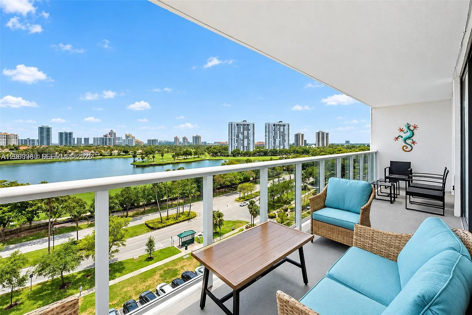 Aventura Eldorado Condo — Photo 4