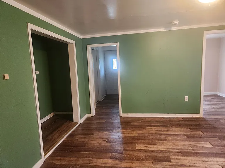 1712 Phillip St — Photo 4