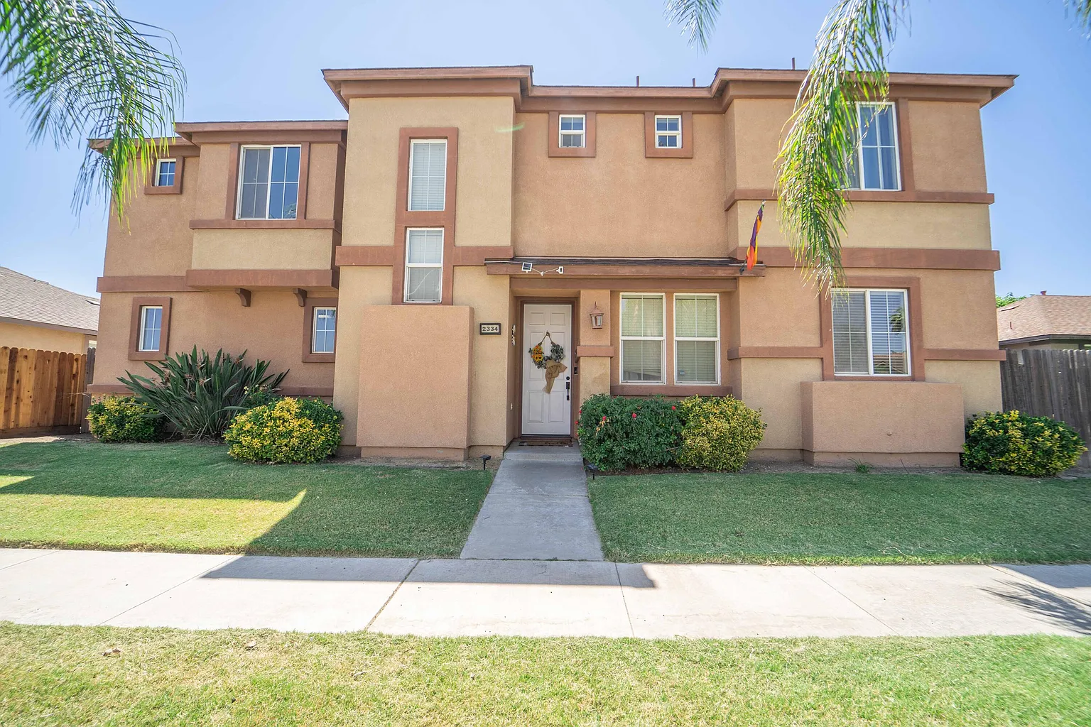 2334 Ship Rock Circle photo 1