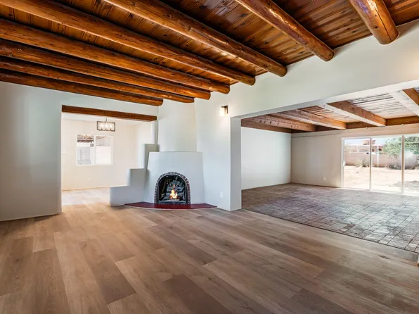 100 Tyler Rd NW, Albuquerque, NM 87107