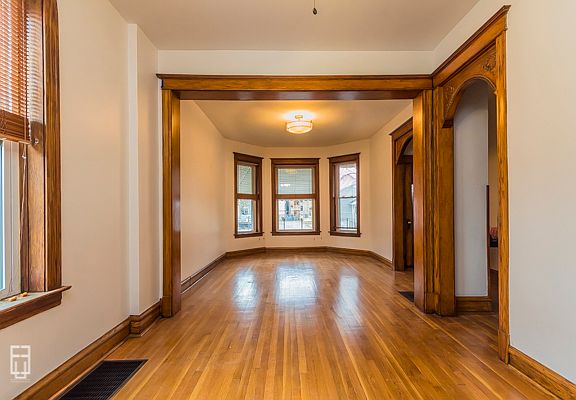 2nd image of 1913 S Kedzie Ave #1