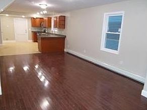2nd image of 420 Catherine St