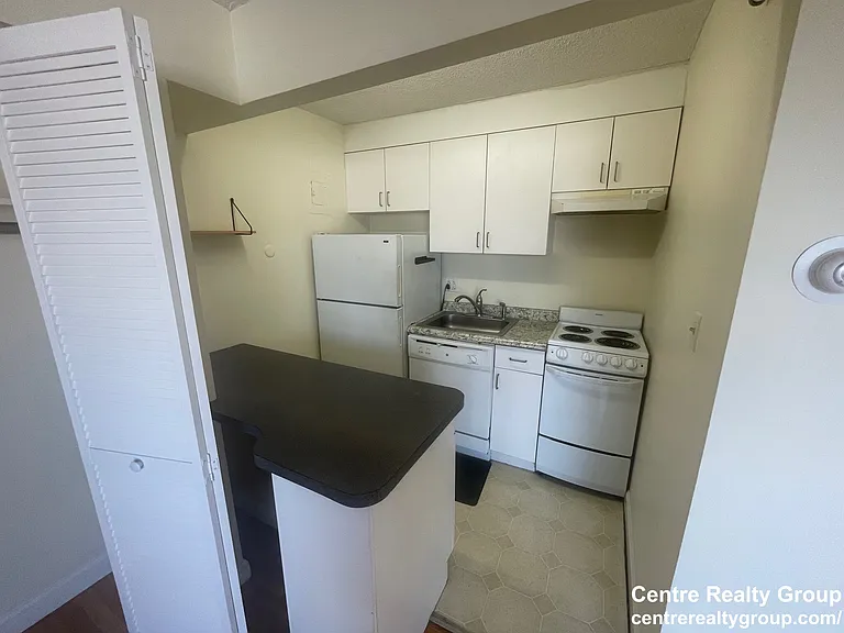 77 Trowbridge St #71 — Photo 2