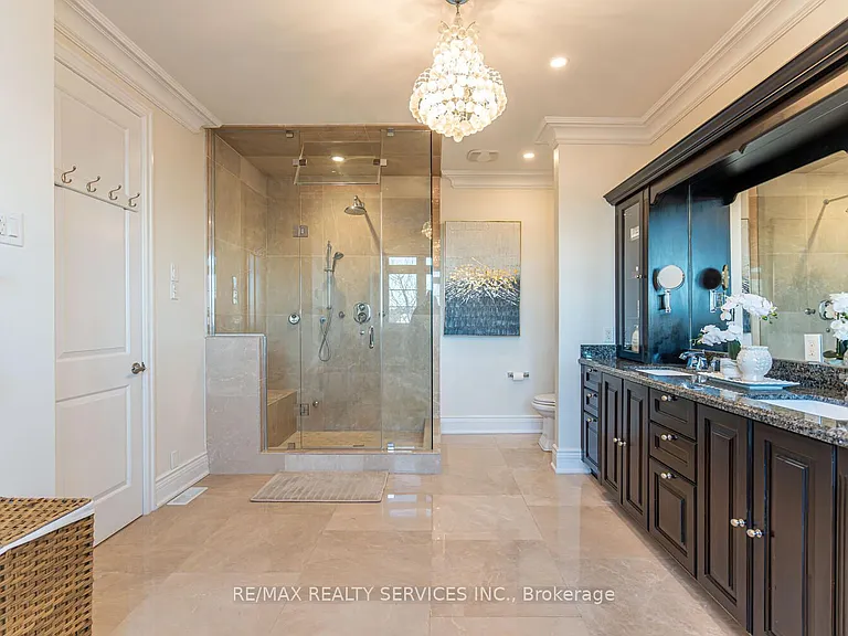 9 Interlacken Dr — Photo 25