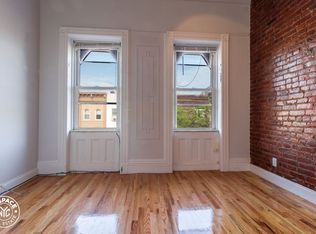 245 Kingsland Ave APT 1R, Brooklyn, NY 11222