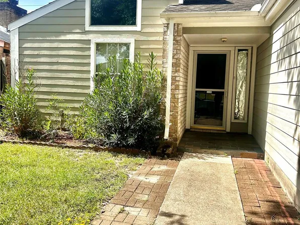 11718 Zarroll Dr, Houston, TX 77099
