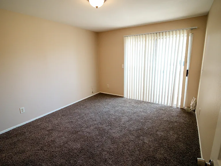 2 bedroom 2 bath apartment in Perris — Photo 33
