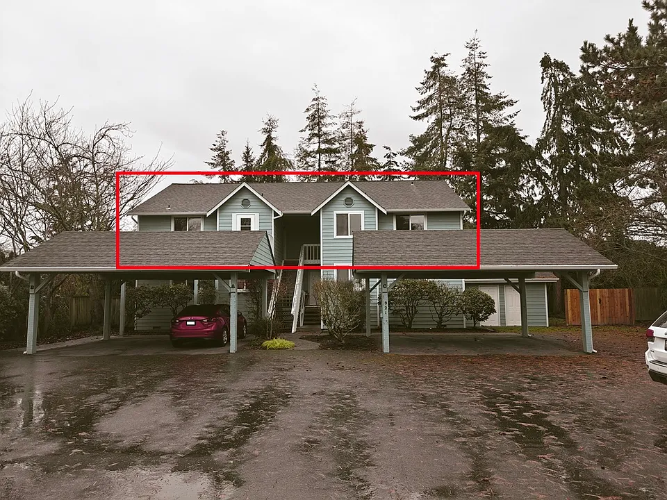 Unit C is the entire upper part of this building.