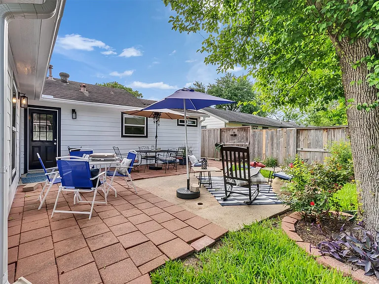 10309 Chesterfield Dr — Photo 20