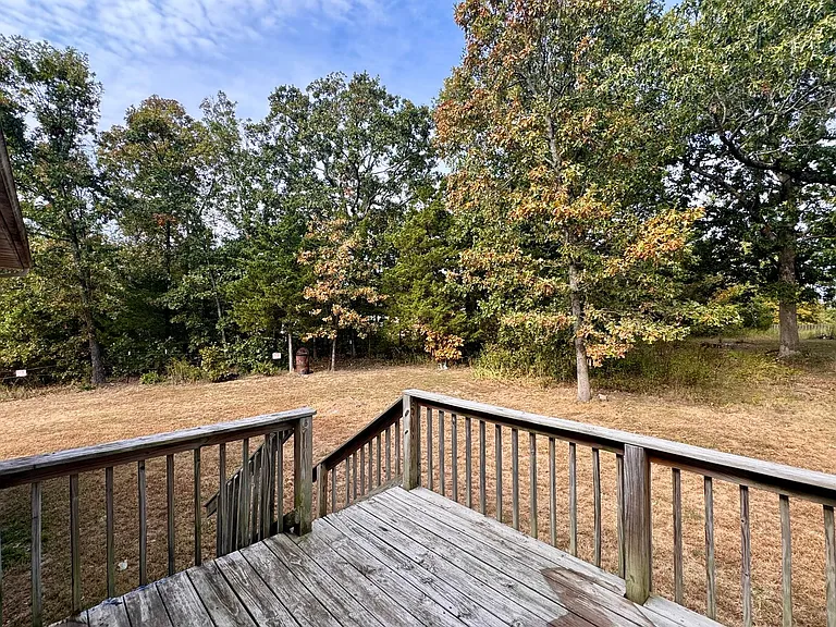 14209 Haywood Dr — Photo 18