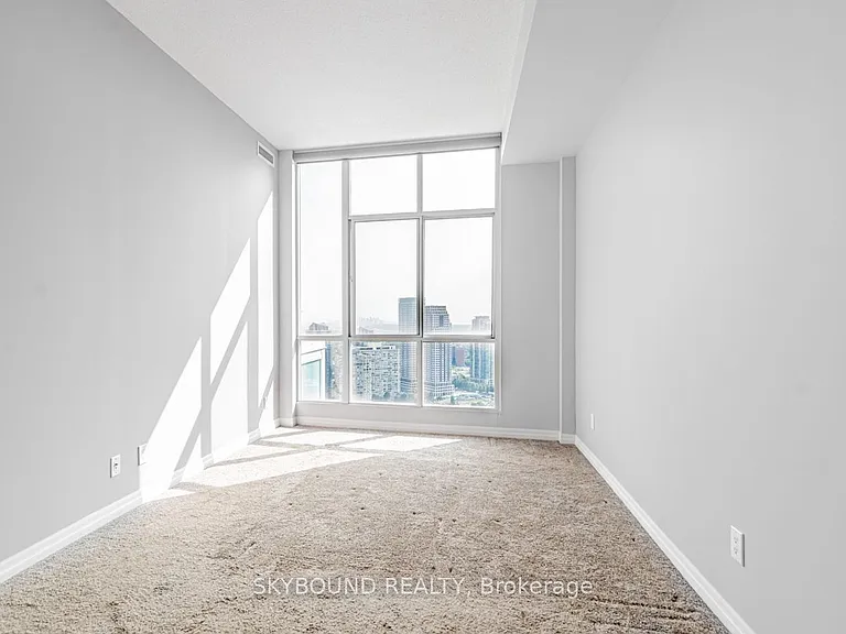 220 Burnhamthorpe Rd W #3202 — Photo 18