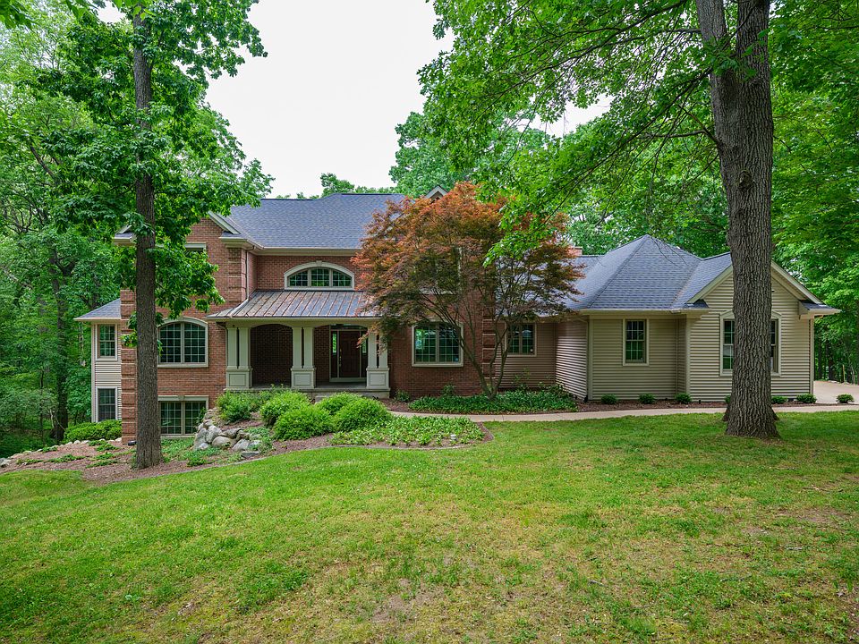 1st image of 6311 E Bay Ln