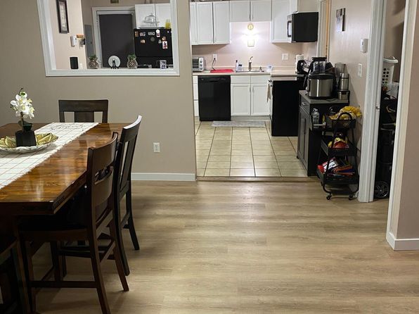 938 Riverside Dr APT 2F