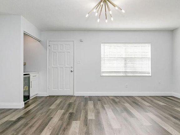 3rd image of 3221 Eagle Blvd APT C