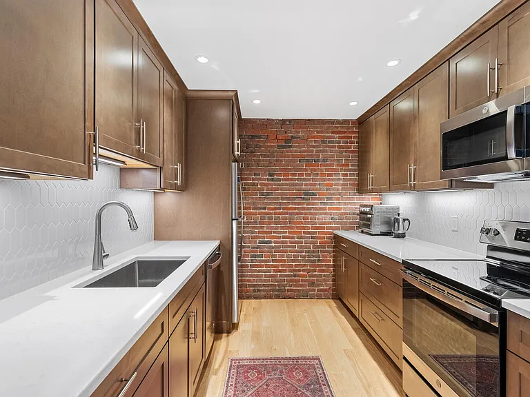 28 Atlantic Ave #618 — Photo 7