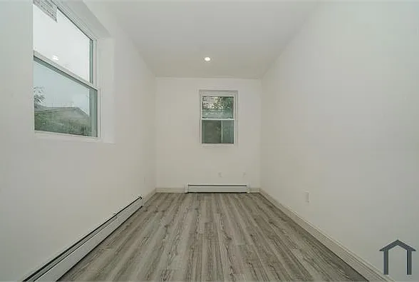 1046 E 213th St #2 — Photo 6