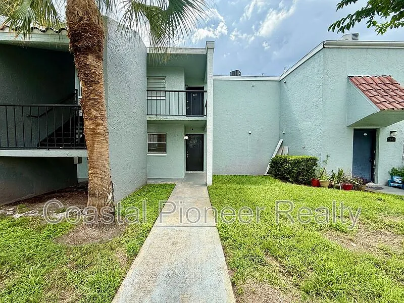2840 Somerset Park Dr