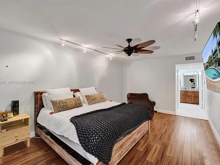 1430 Sheridan St #1G — Photo 24