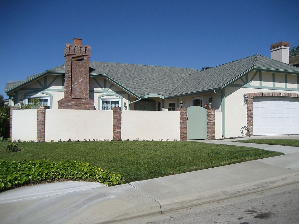 1st image of 147 Los Cerros Dr