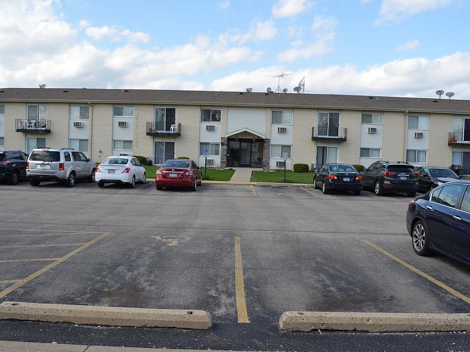 1st image of 8924 Kenneth Dr #104D