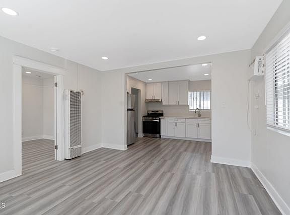 5th image of 2650 Arvia St