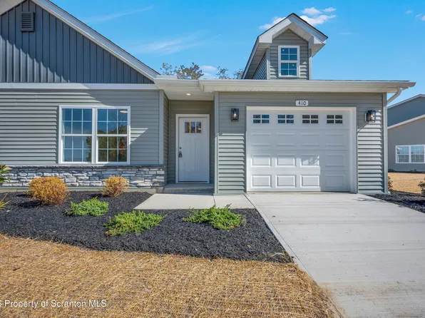 410 Rockledge Dr, Pittston Township, PA 18640