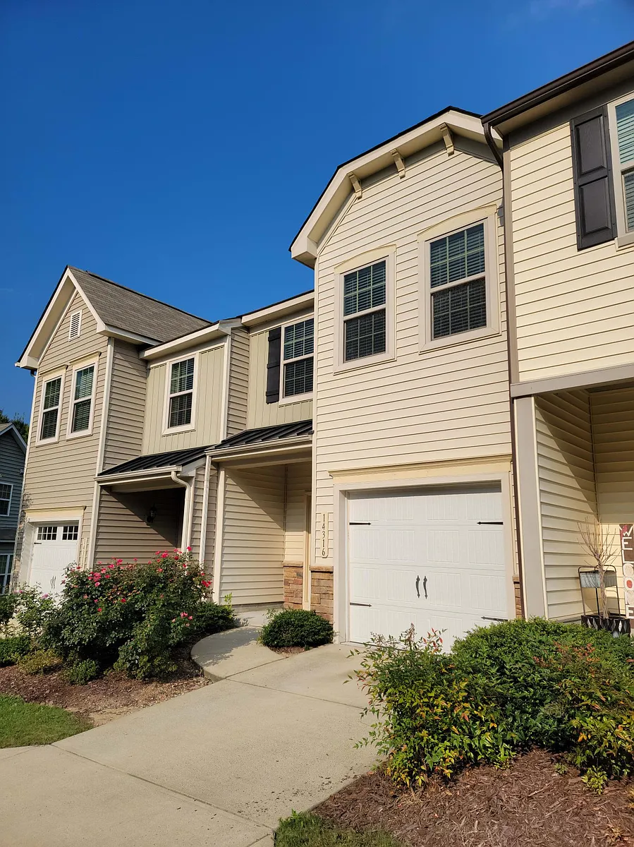 Building Photo - 14316 Foxcroft Rd