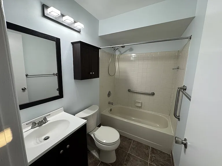 104 Olympic Ct #4 — Photo 25